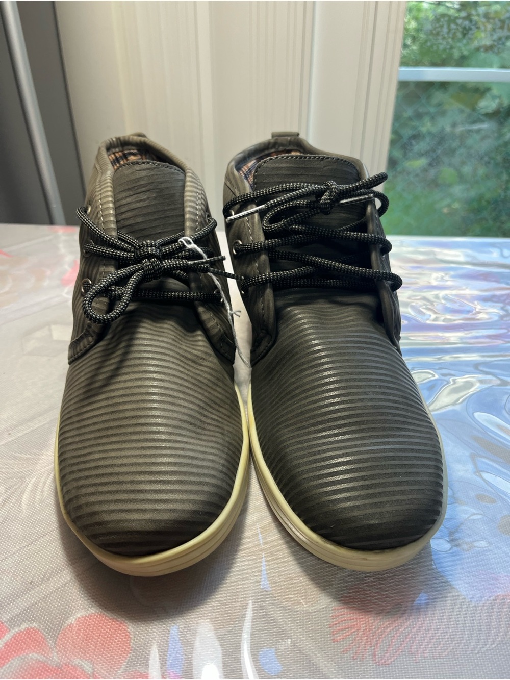 Men's Black Ribbed Chukka Boots with Cream Sole